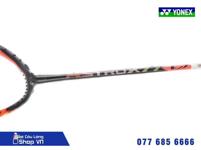 Thân vợt của Yonex Astrox 77 đỏ 2020