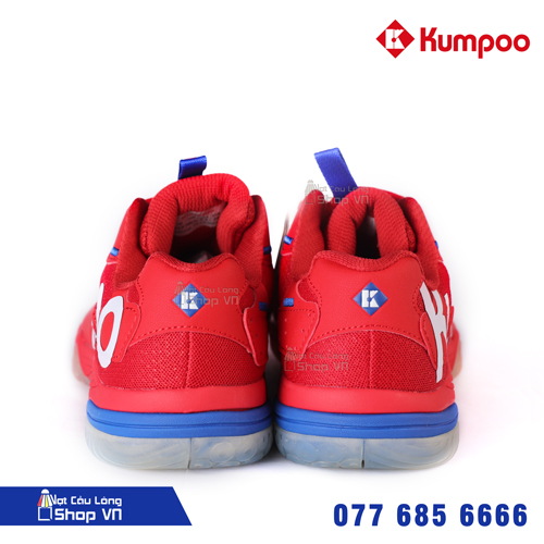 Mặt sau của giày Kumpoo D72 đỏ