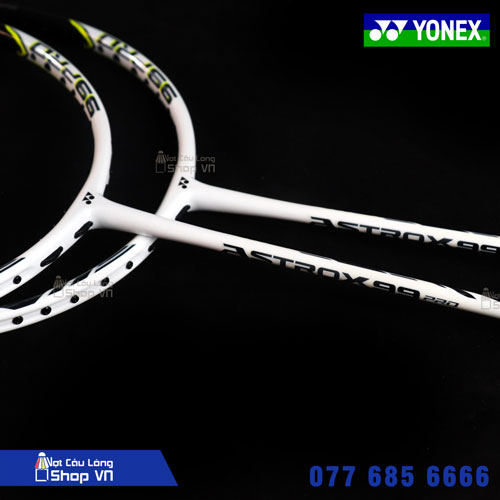 Yonex Astrox 99 Pro 2021 trắng