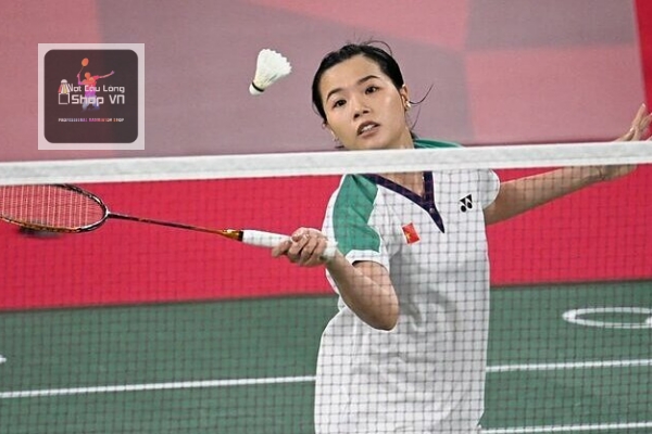 Đội tuyển cầu lông Việt Nam tin dùng áo cầu lông Yonex