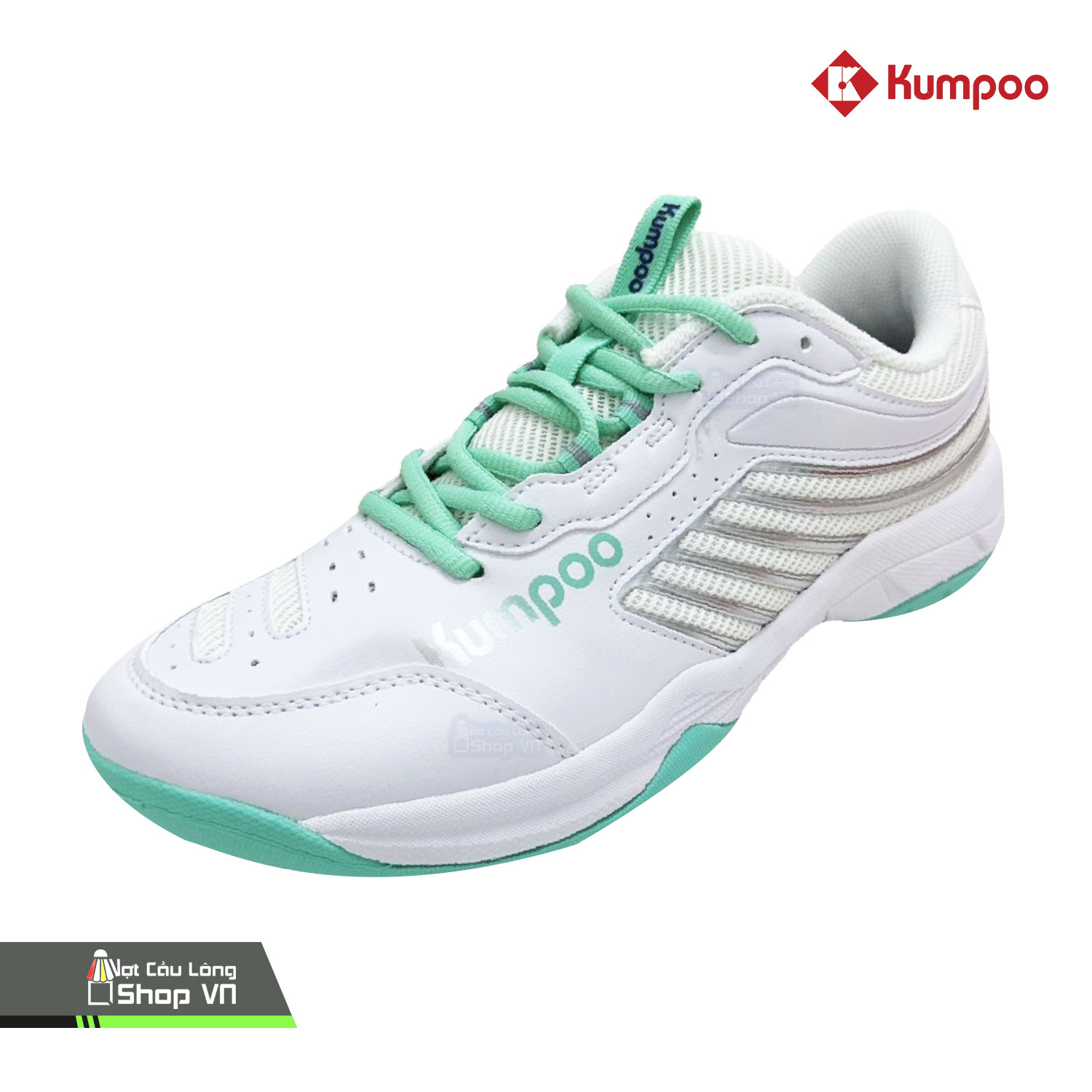 https://votcaulongshop.vn/wp-content/uploads/2025/12/giay-cau-long-kumpoo-kh-e301-trang-xanh-la-vot-cau-long-shop-1.jpg