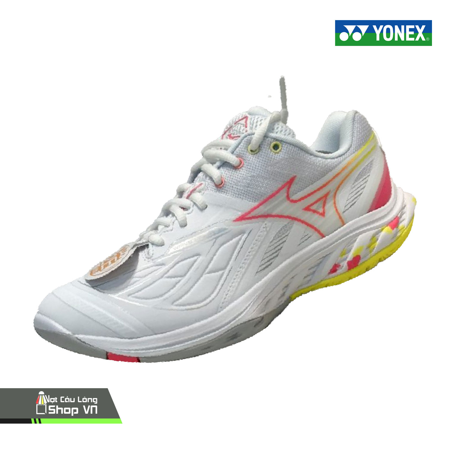 https://votcaulongshop.vn/wp-content/uploads/2025/12/giay-cau-long-mizuno-wave-claw-2-71ga211004-trang-vang-vot-cau-long-shop.jpg