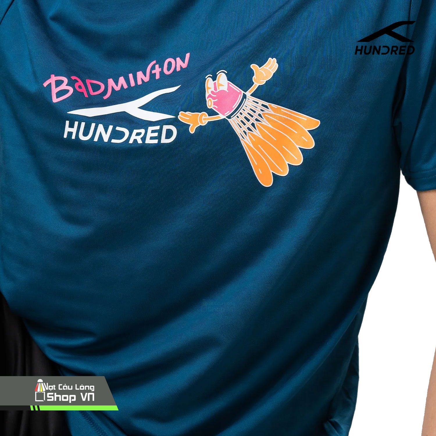 https://votcaulongshop.vn/wp-content/uploads/2026/03/AO-HUNDRED-HBTS-5M020-1-NAVY-2.jpg