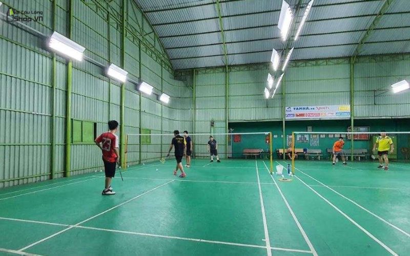 thuê sân đánh cầu lông